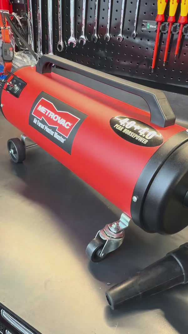 NEW RED AIR FORCE® MASTER BLASTER CAR DRYER